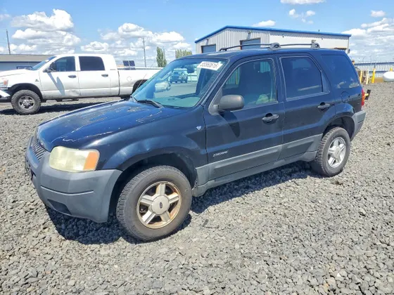 2004 Ford Escape XLS