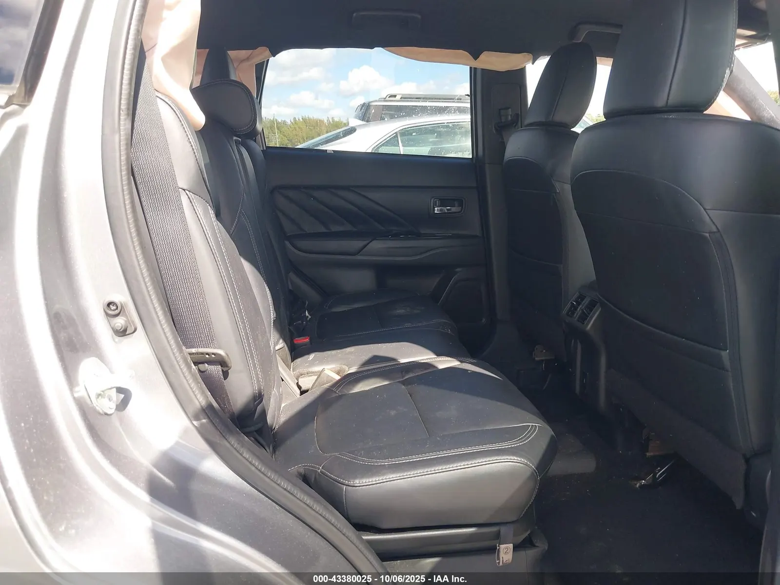 2022 Mitsubishi Outlander PHEV SEL