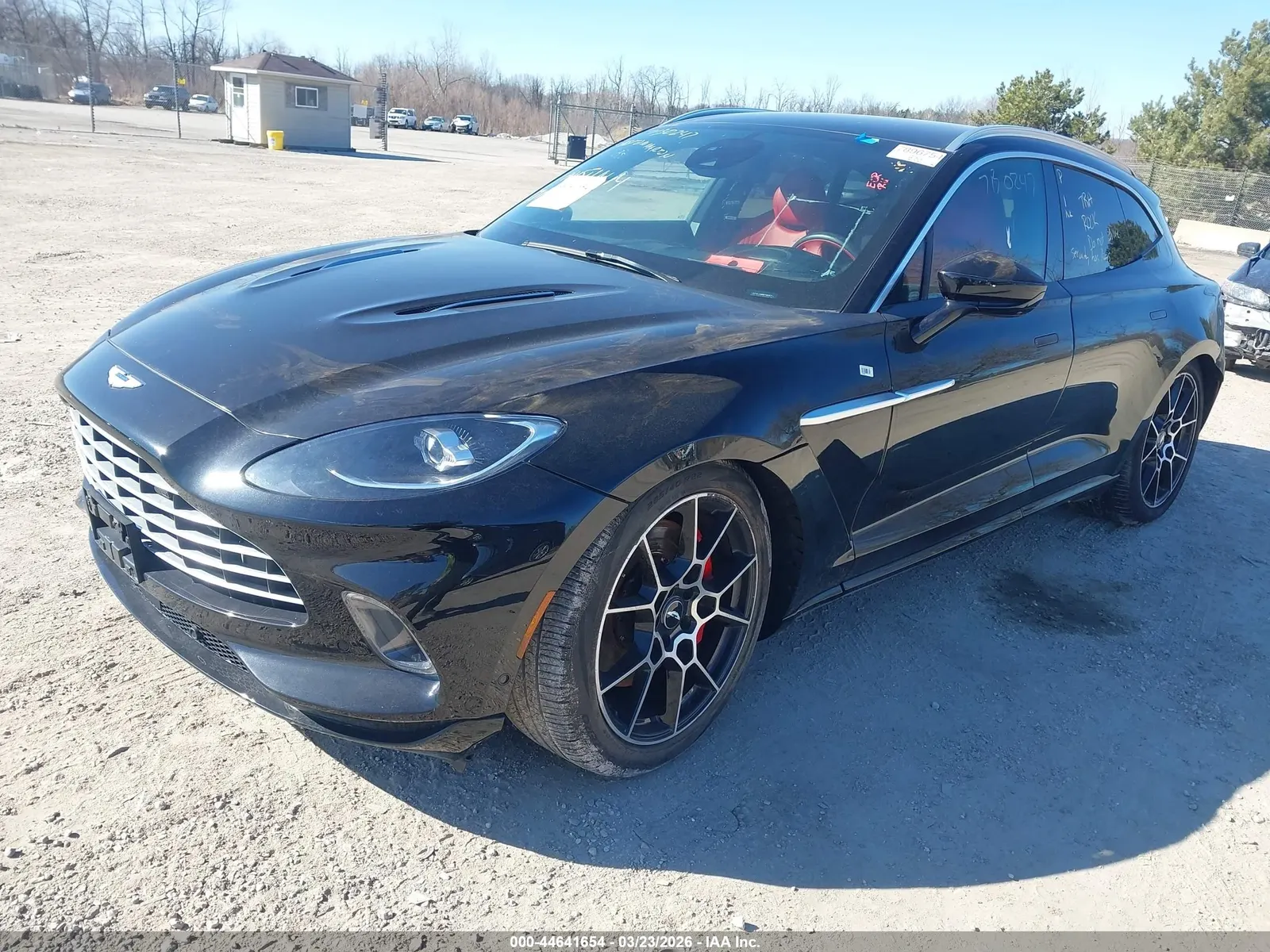 2021 Aston Martin DBX