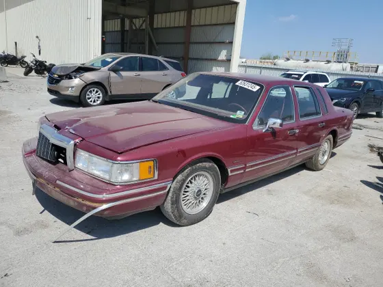 1991 Lincoln Town Car Executive