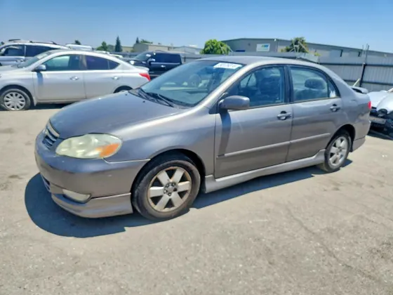 2004 Toyota Corolla S