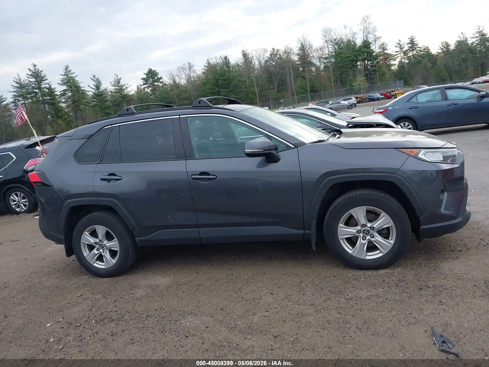 2020 Toyota RAV4 XLE