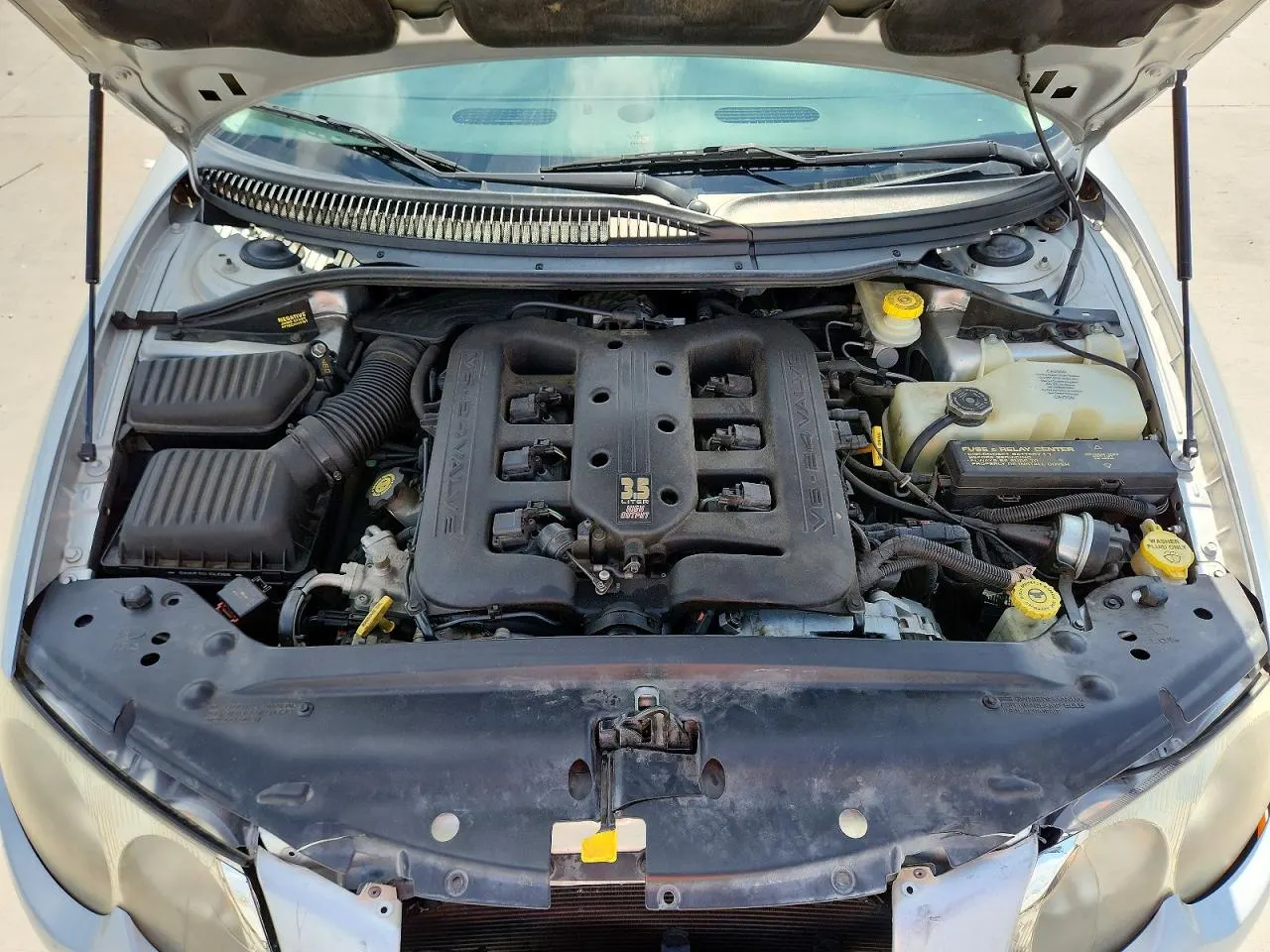 2000 Chrysler 300M