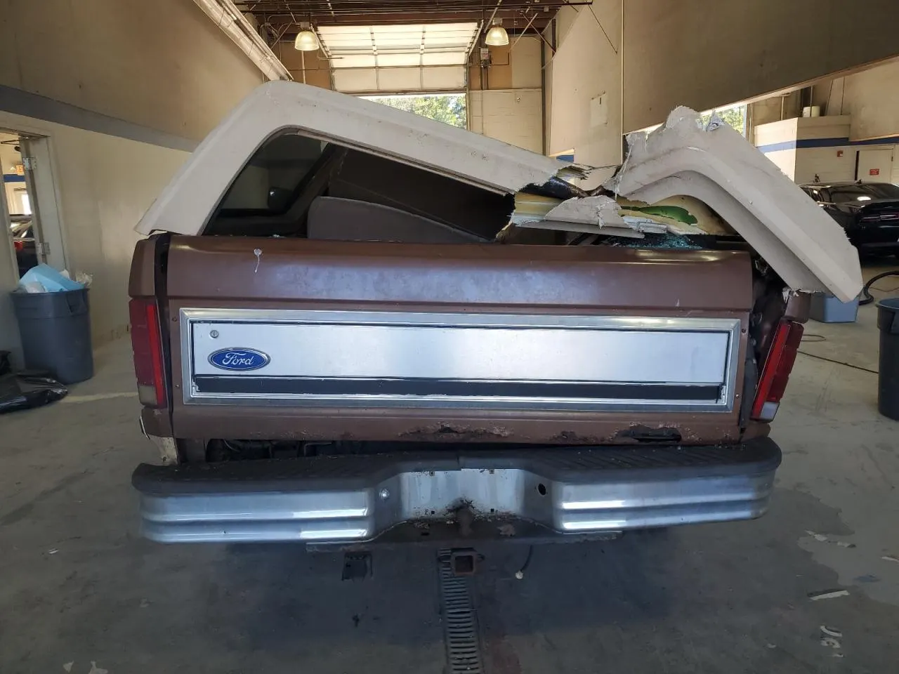 1986 Ford Bronco 4WD Custom