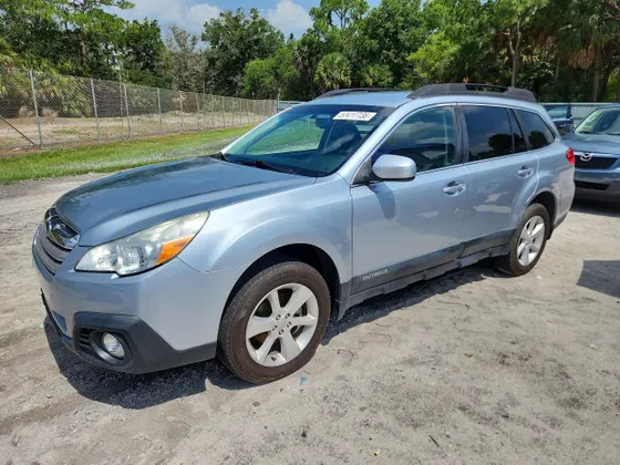 2013 Subaru Outback 2.5i Premium
