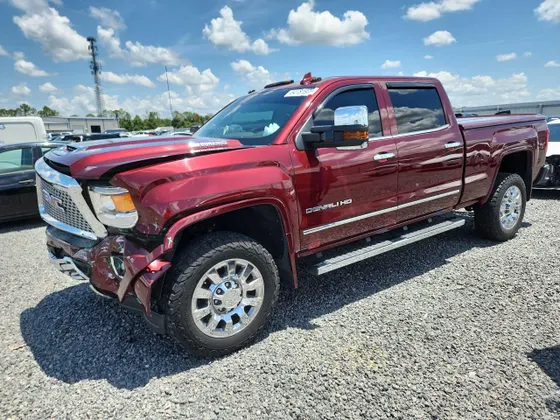 2017 GMC Sierra 2500HD Denali