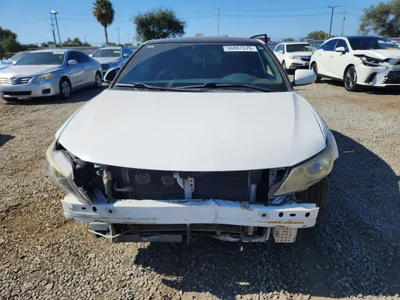 2012 Scion tC