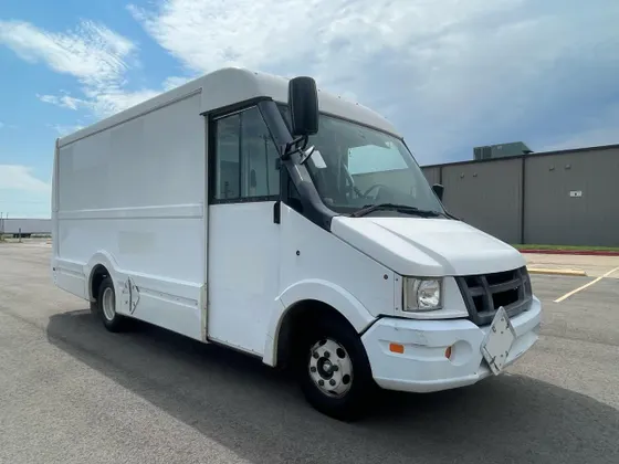 2015 Isuzu NPR