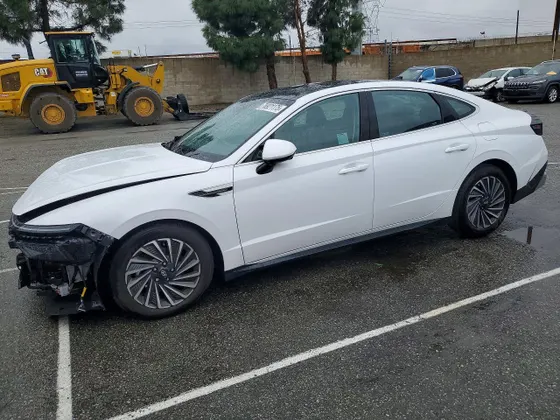 2025 Hyundai Sonata Hybrid Limited