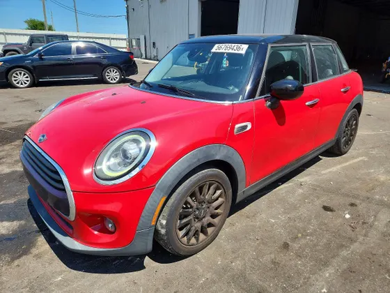 2021 MINI Hardtop 4 Door Cooper