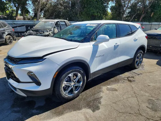 2025 Chevrolet Blazer LT