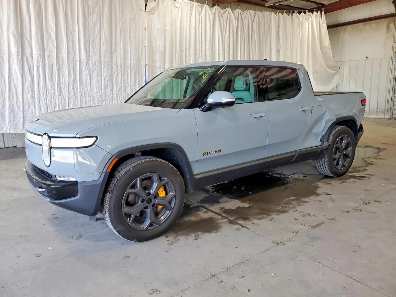 2022 Rivian R1T Launch Edition