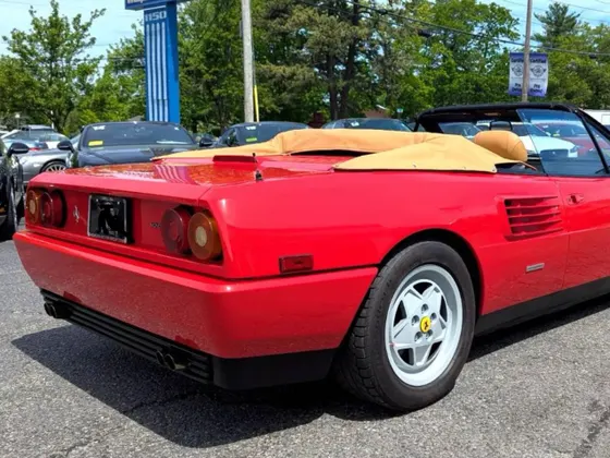 1989 Ferrari MONDIAL T CABRIOLET