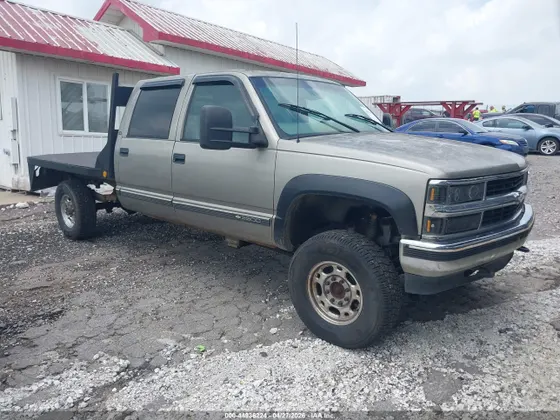 2000 Chevrolet C/K 3500 Crew Cab