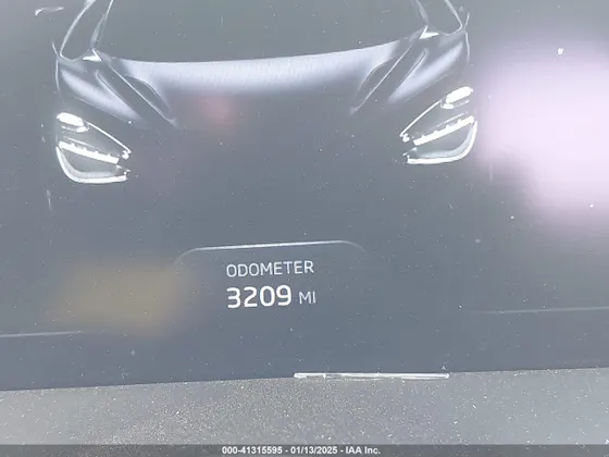 2024 McLaren 750S SPIDER