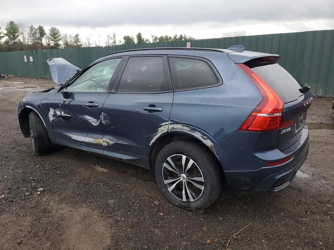2025 Volvo XC60 Plug-In Hybrid Core