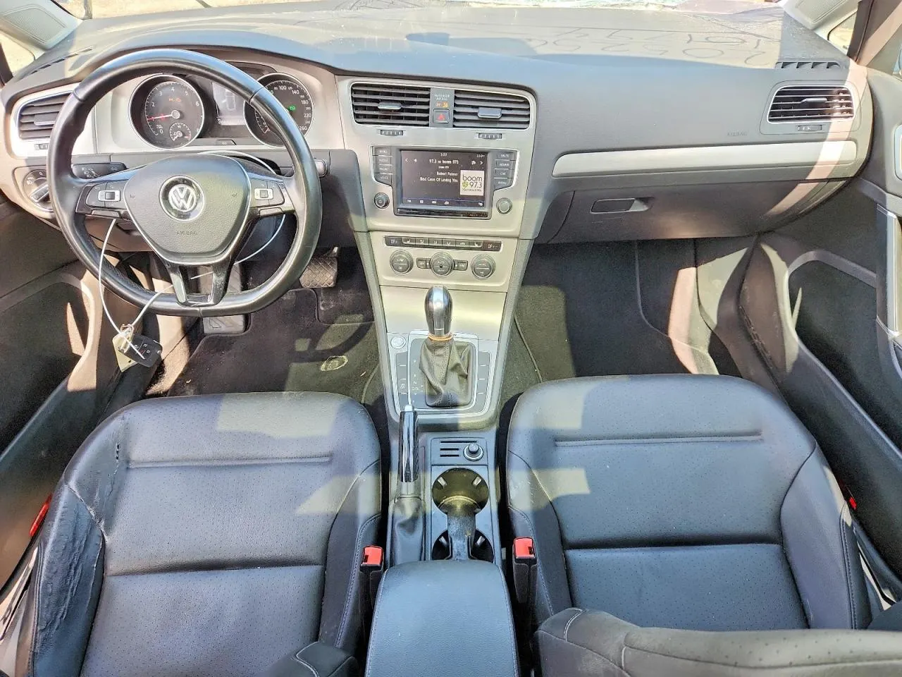 2017 Volkswagen Golf SportWagen S