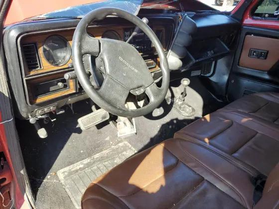 1993 Dodge D250 & W250 W200