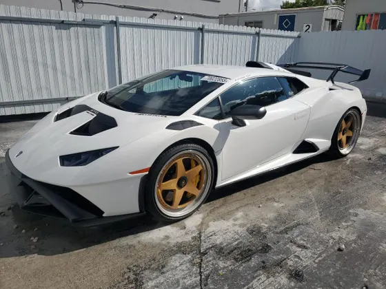 2023 Lamborghini Huracan STO STO