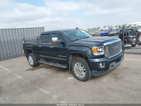2017 GMC Sierra 2500HD Denali