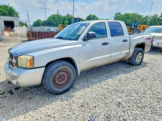 2006 Dodge Dakota SLT
