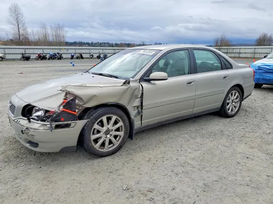 2004 Volvo S80
