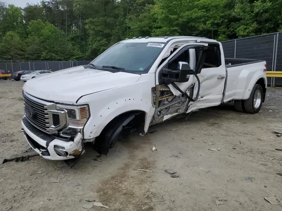 2022 Ford Super Duty F-450 DRW XL
