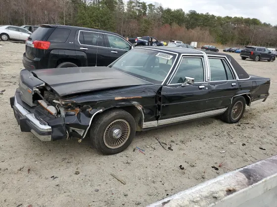 1990 Ford Crown Victoria LX