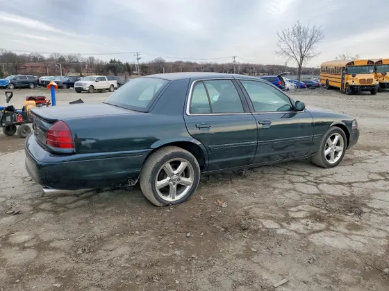 2004 Mercury Marauder