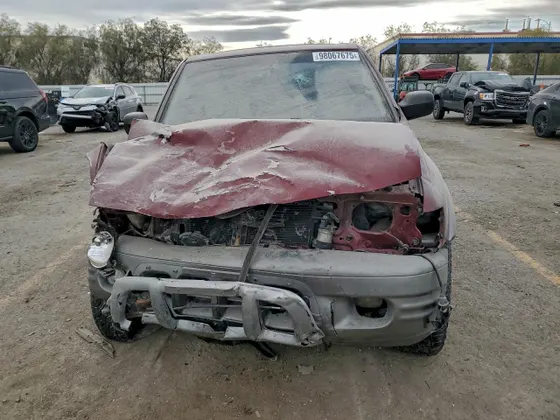 2002 Isuzu Rodeo Sport SPORT