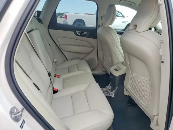 2025 Volvo XC60 Plug-In Hybrid Ultra