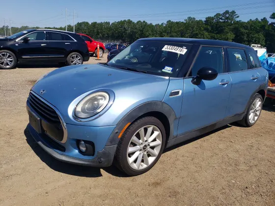 2018 MINI Clubman Cooper