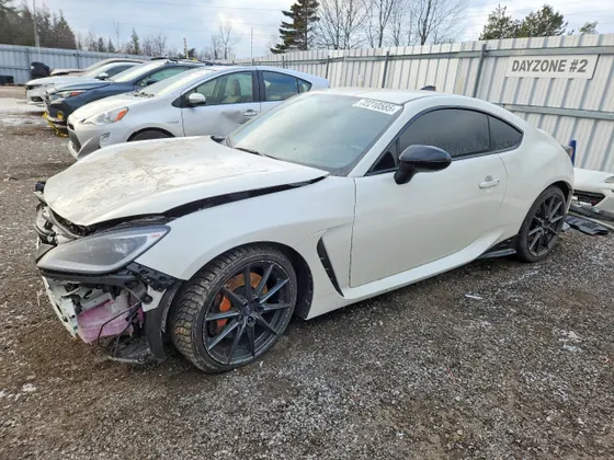 2024 Subaru BRZ tS
