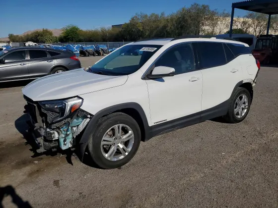 2020 GMC Terrain SLE