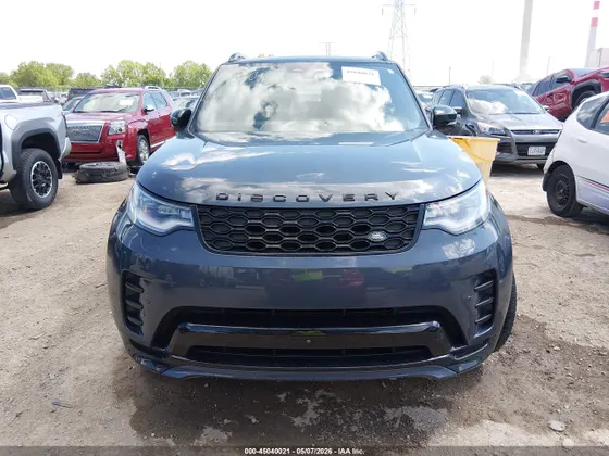 2024 Land Rover Discovery P300 DYNAMIC SE