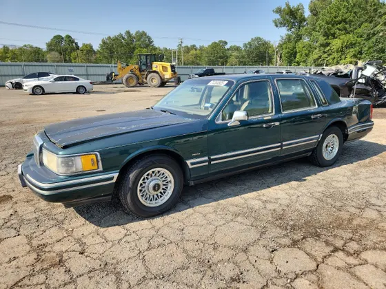 1993 Lincoln Town Car Executive