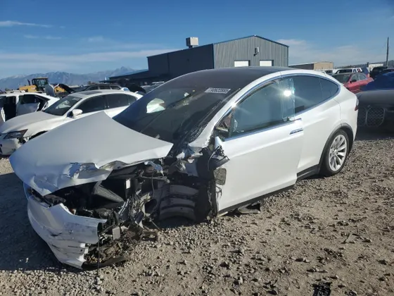2021 Tesla Model X Performance