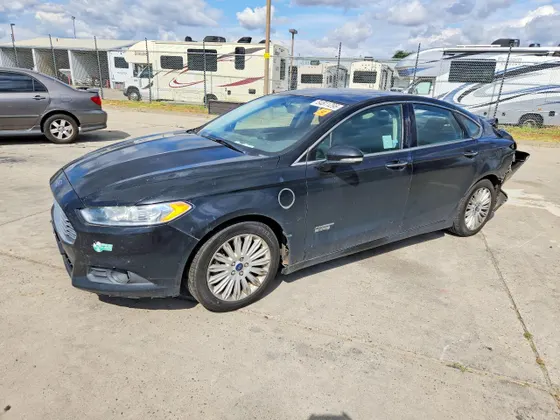 2016 Ford Fusion Energi SE Luxury