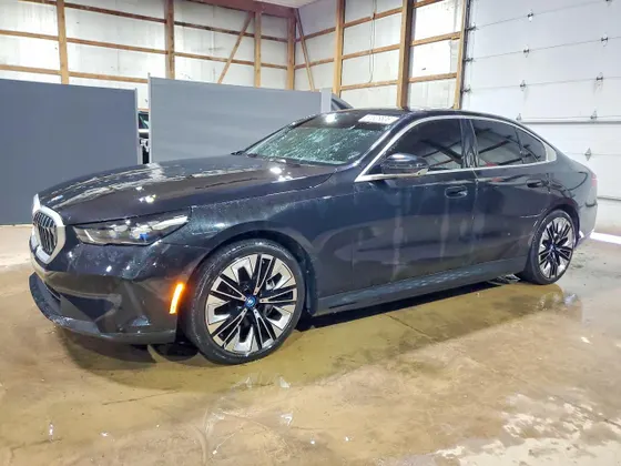 2024 BMW i5 eDrive40