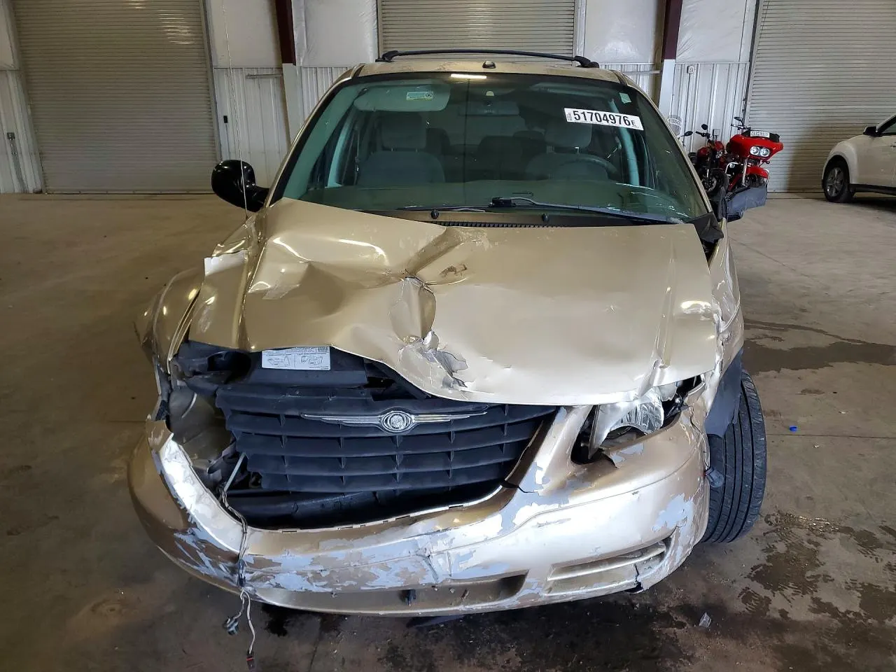 2006 Chrysler Town & Country SWB TOWN & COUNTRY