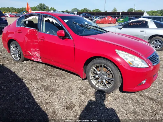 2012 INFINITI G37 Sedan x