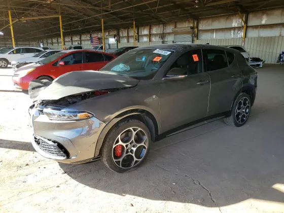 2024 Alfa Romeo Tonale Ti
