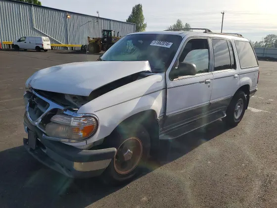 1998 Ford Explorer XL