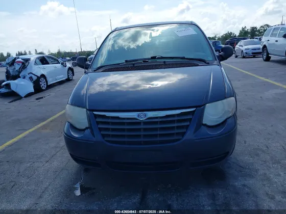 2007 Chrysler VAN LX