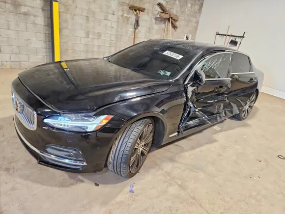 2023 Volvo S90 Plus