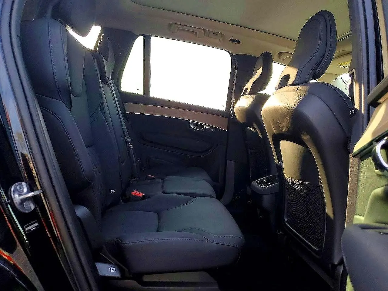 2025 Volvo XC90 Plus