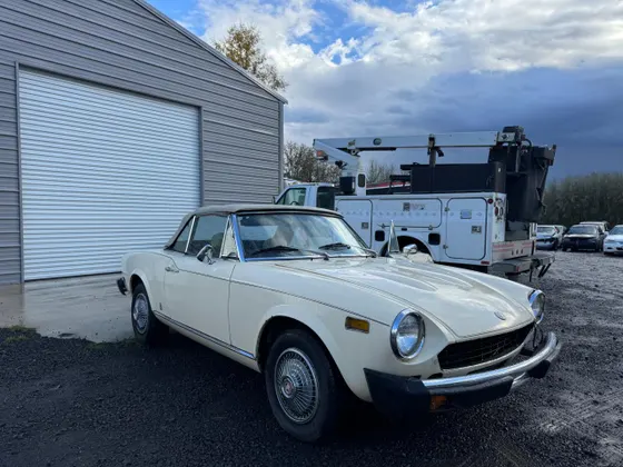 1977 FIAT 124 124 SPYDER