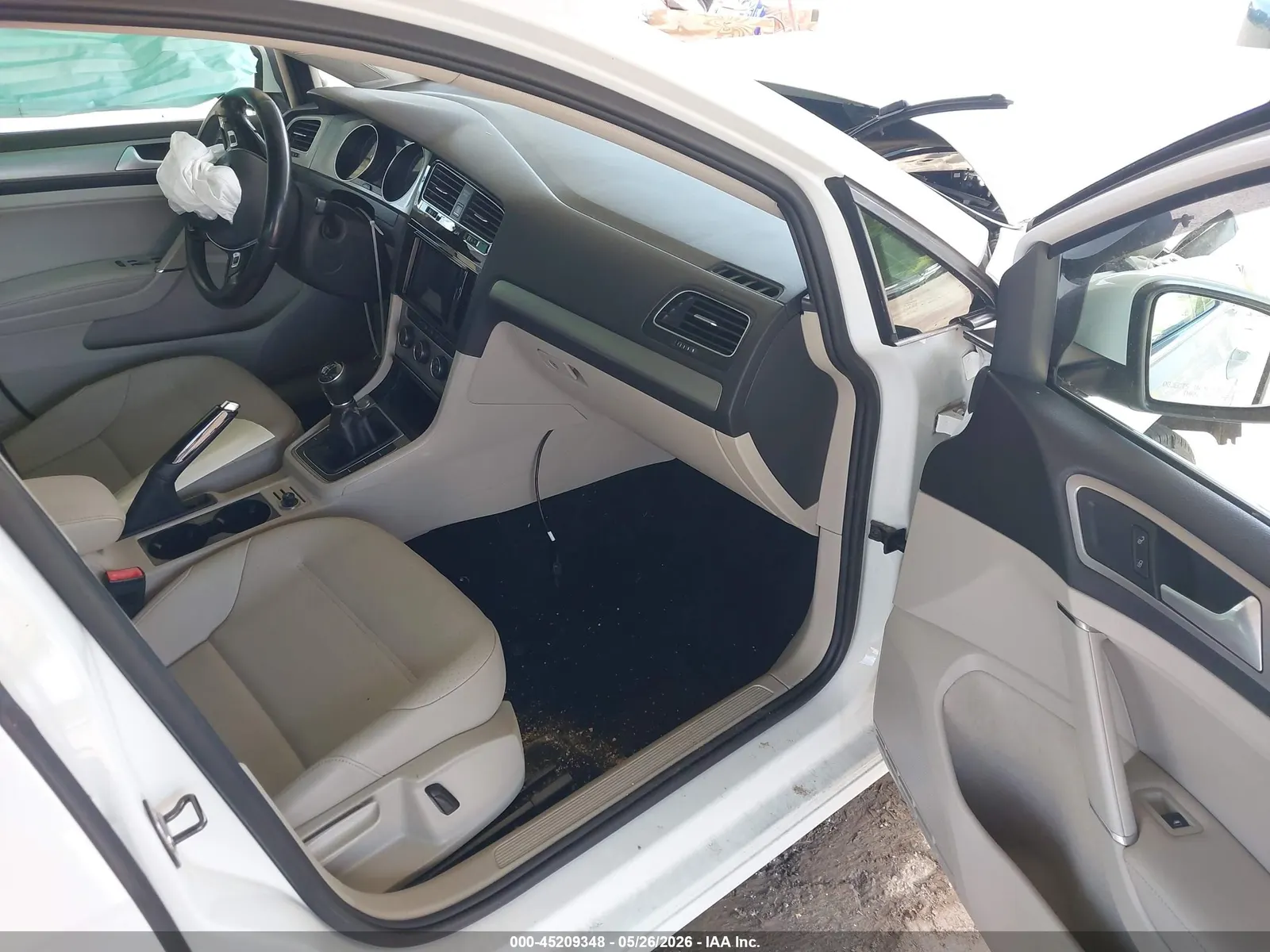 2015 Volkswagen Golf SportWagen TDI S