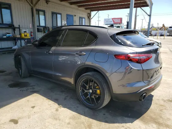 2020 Alfa Romeo Stelvio