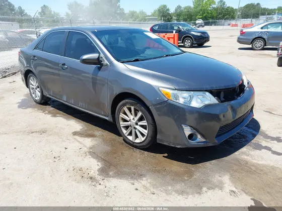 2013 Toyota Camry SE